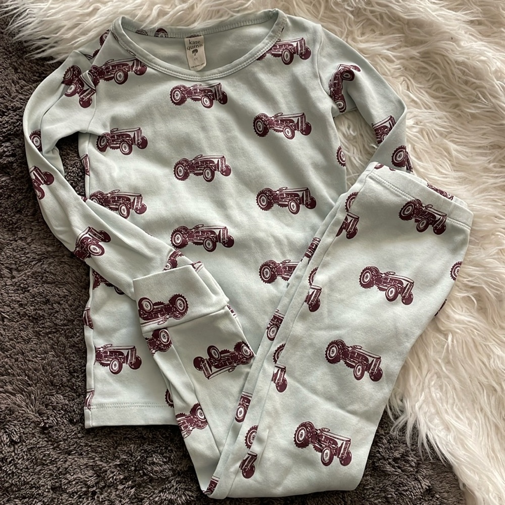 Kate Quinn 6Y Organic Cotton Tractor Pajamas